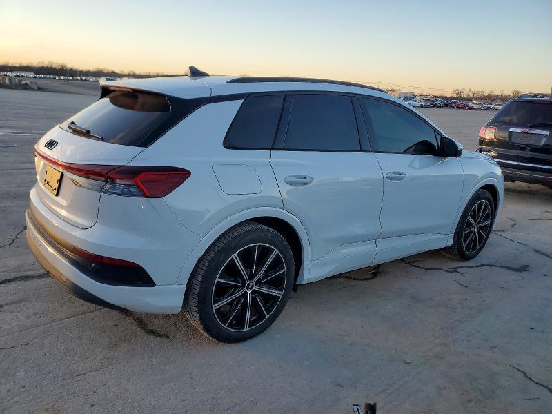 2025 Audi Q4 E-tron Premium Plus