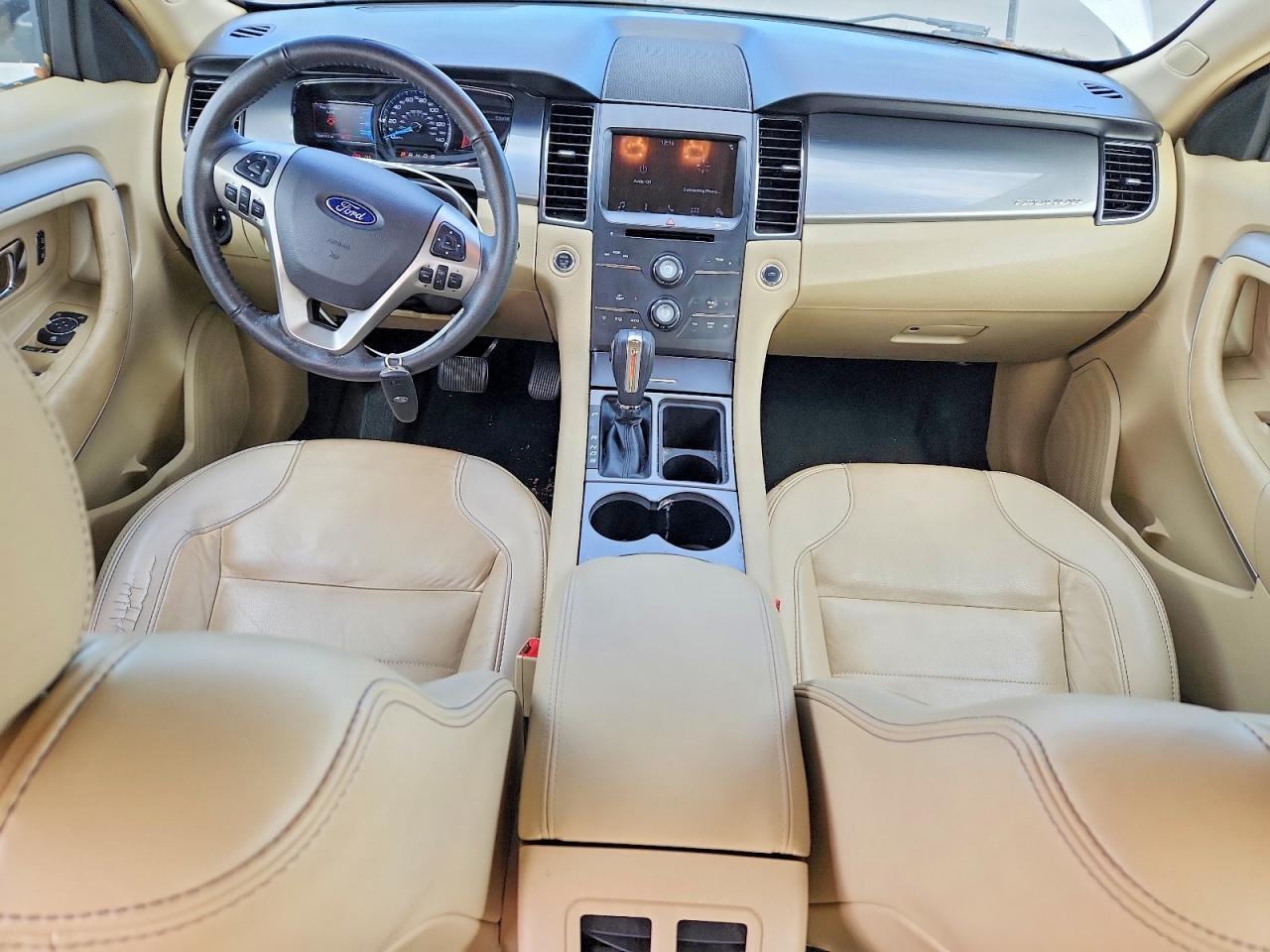 2018 Ford Taurus sel