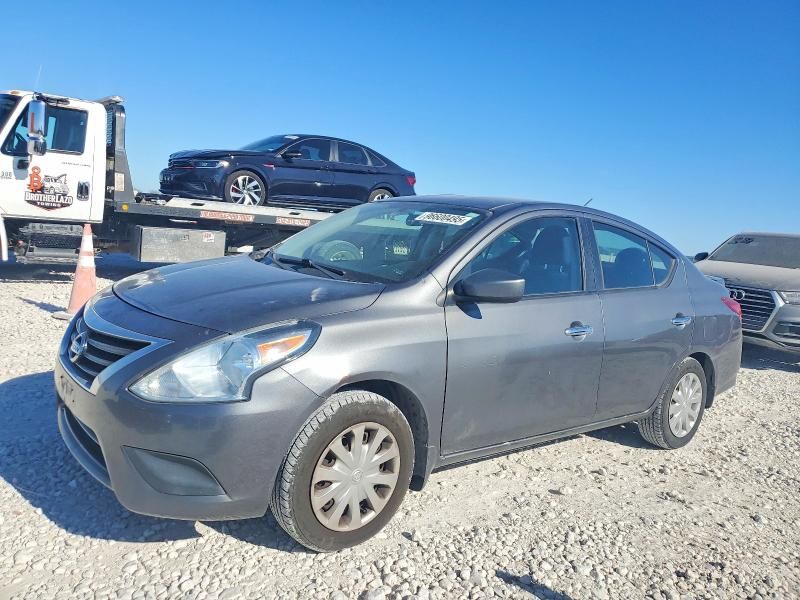 2016 Nissan Versa s