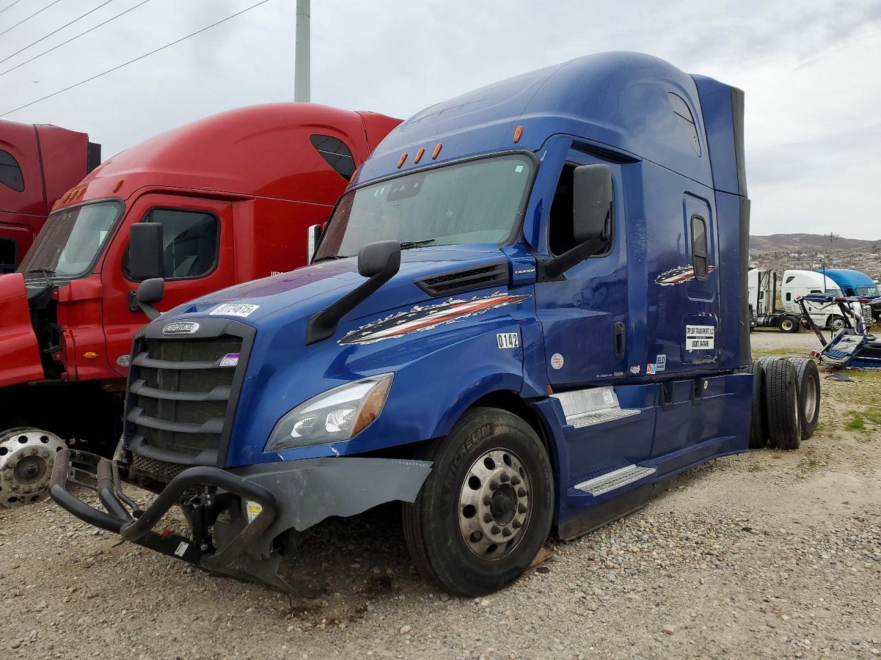 2021 Freigliner 2021 Freightliner Cascadia 126 Semi Truck