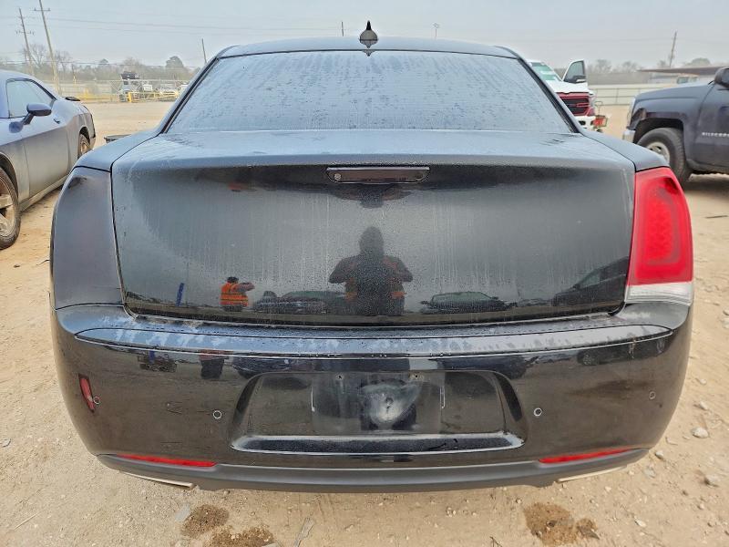 2022 Chrysler 300 Touring l