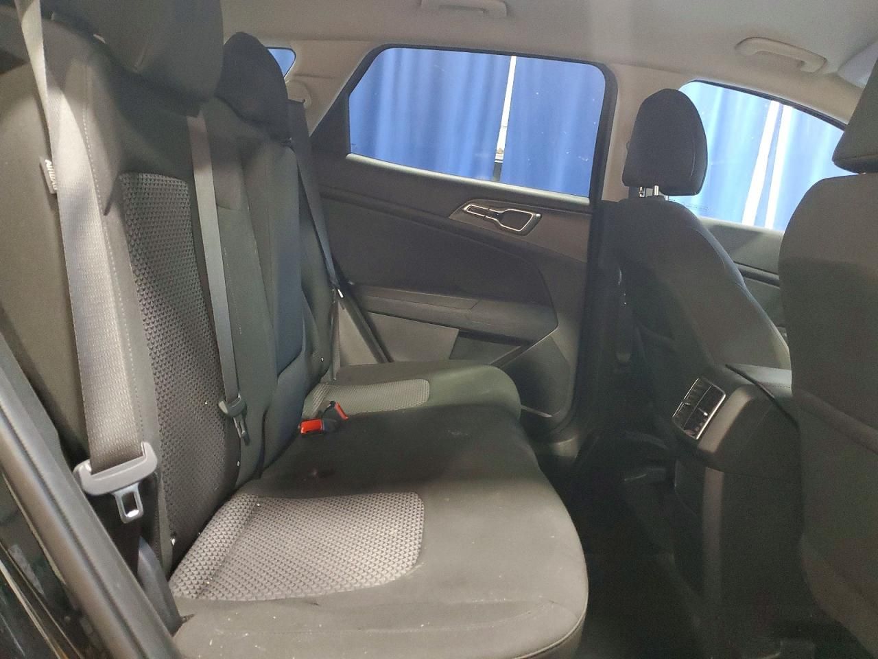 2025 KIA Sportage lx