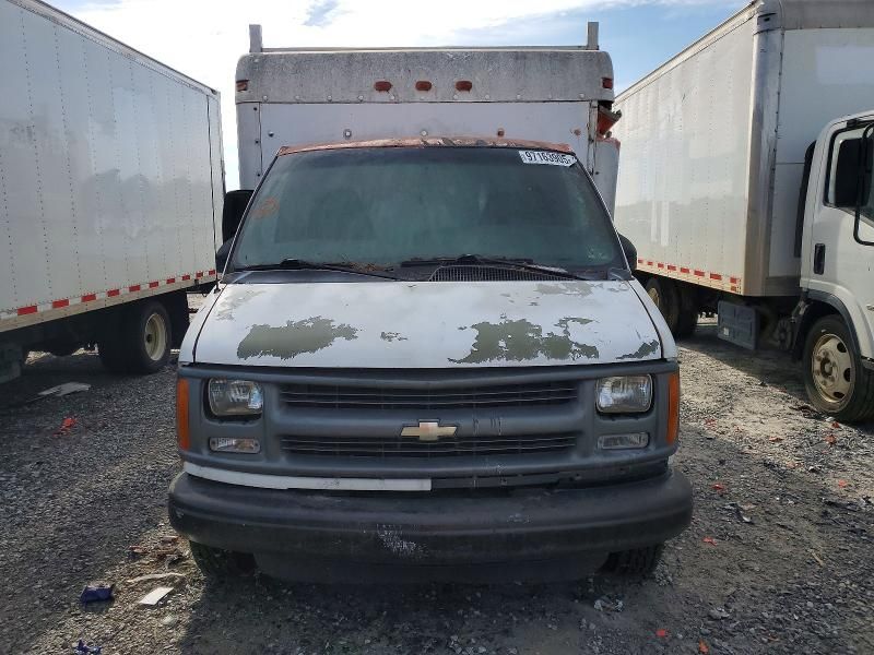 2001 Chevrolet Express Utility / Service Truck