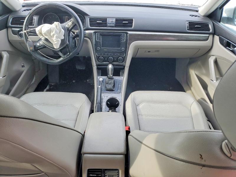 2018 Volkswagen Passat se