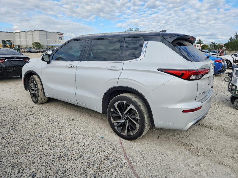 2024 Mitsubishi Outlander sel