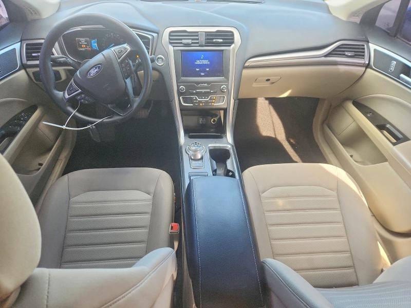 2020 Ford Fusion se