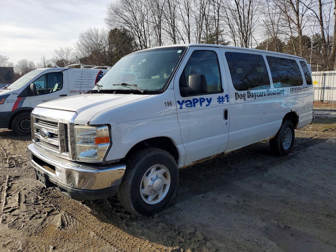 2012 Ford Econoline E350 Super Duty Wagon