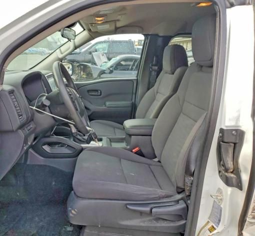 2024 Nissan Frontier s