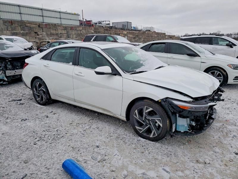 2025 Hyundai Elantra Limited