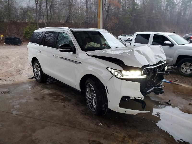 2025 Lincoln Navigator Reserve