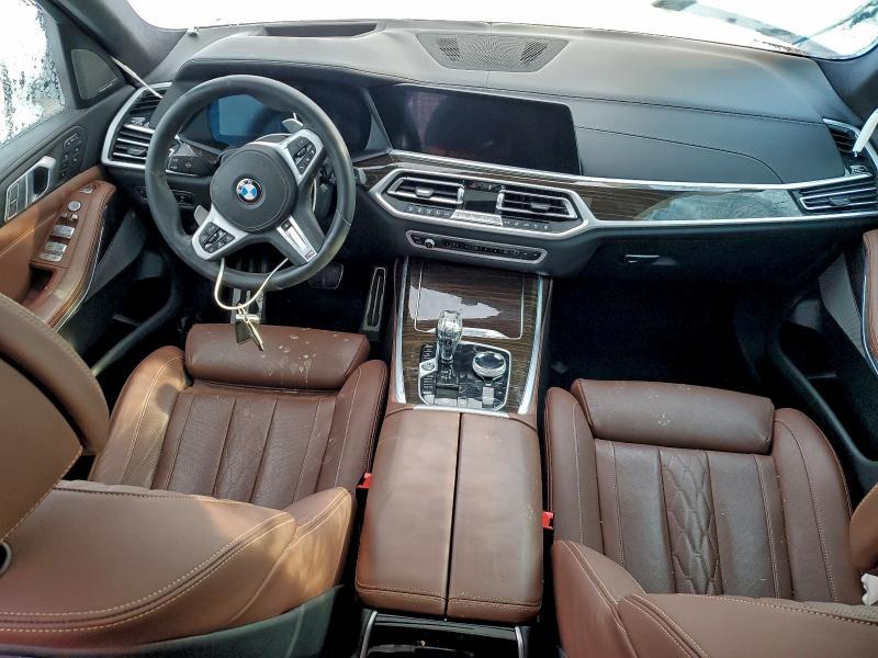 2021 BMW X7 M50i