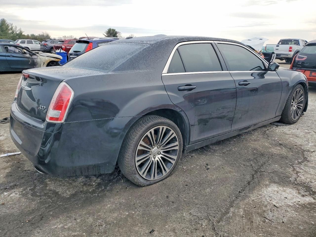 2012 Chrysler 300 s