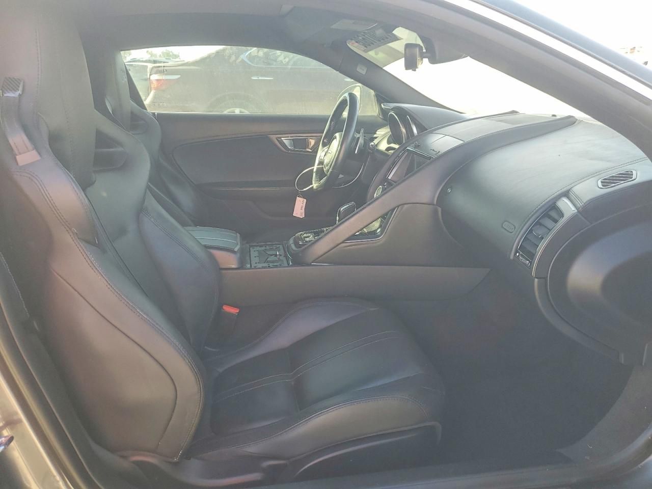 2017 Jaguar F-type r