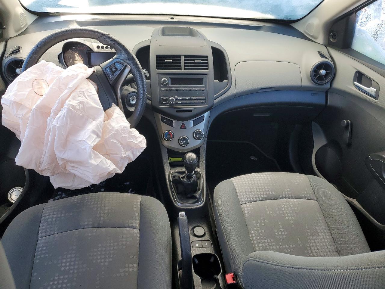 2013 Chevrolet Sonic ls