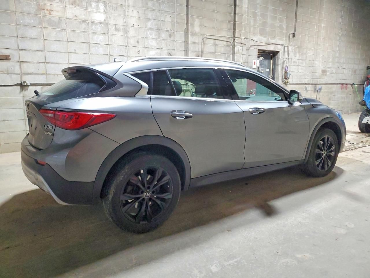 2017 Infiniti Qx30 Base