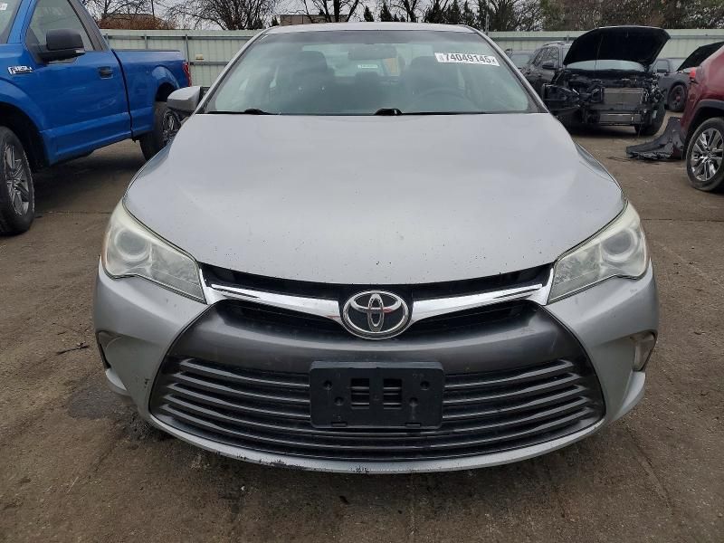 2015 Toyota Camry le