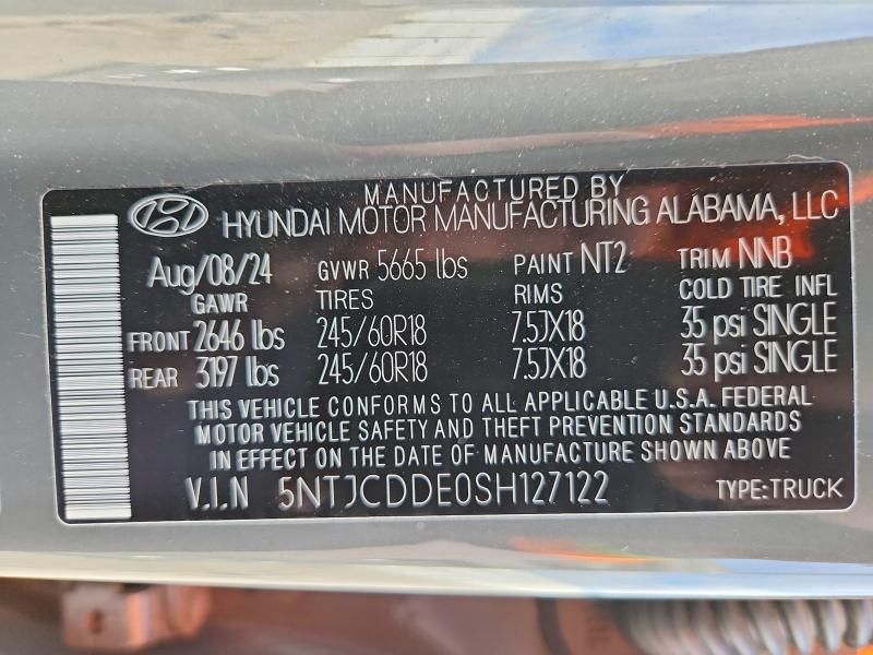 2025 Hyundai Santa Cruz sel Activity