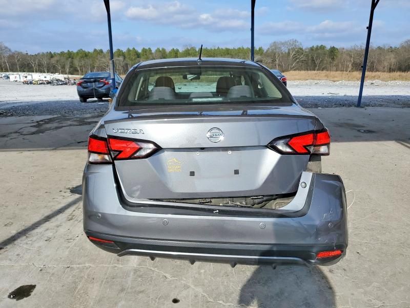 2021 Nissan Versa s