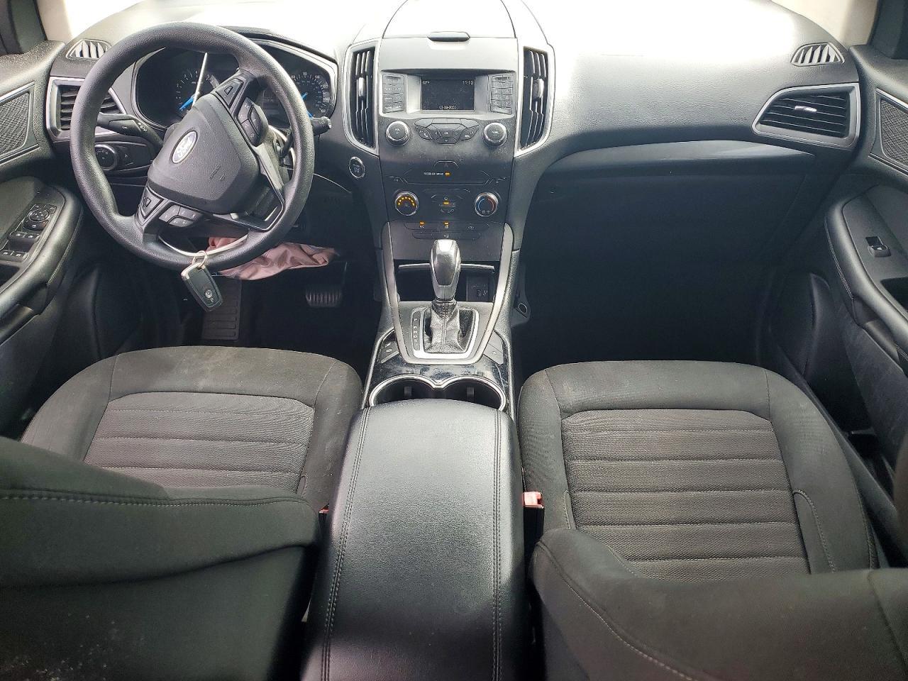 2018 Ford Edge se