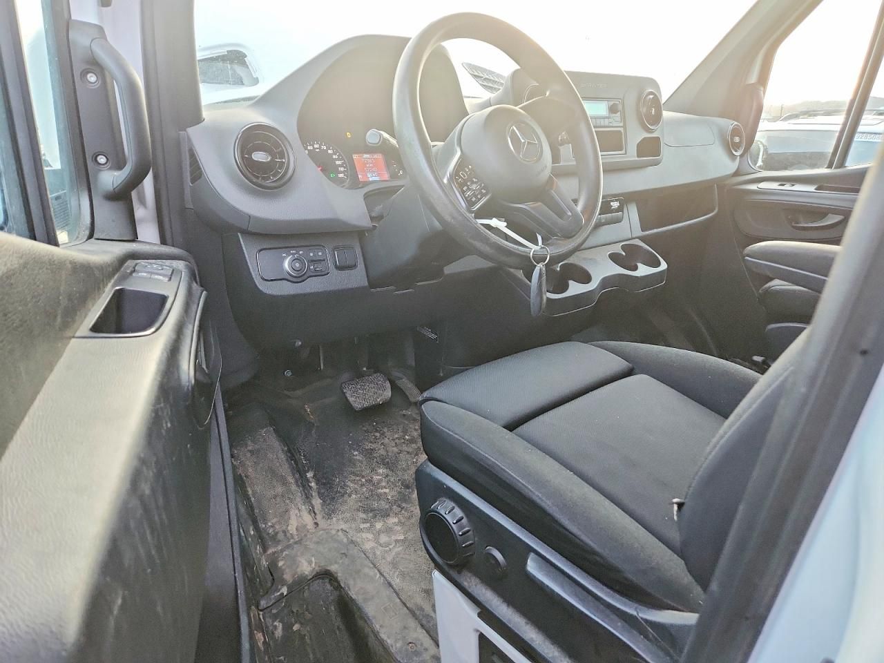 2021 Mercedes-Benz Sprinter 2500