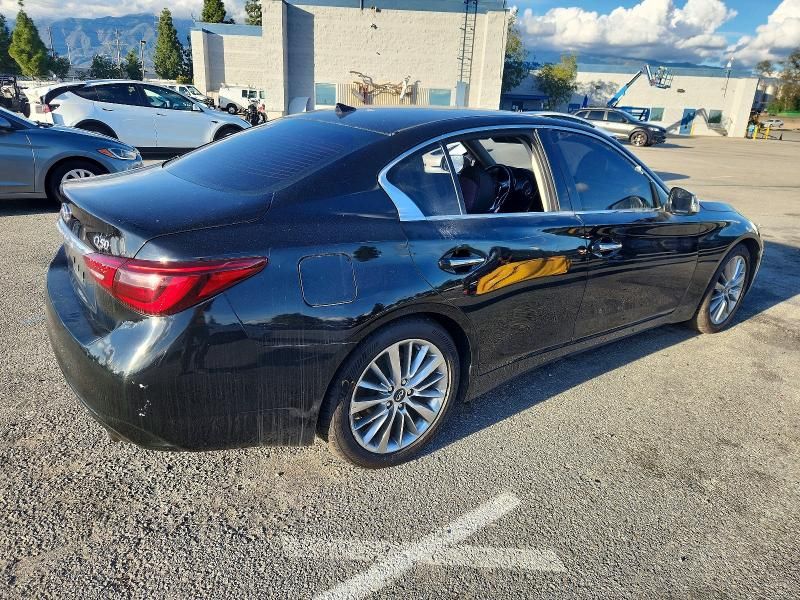2018 Infiniti Q50 Luxe