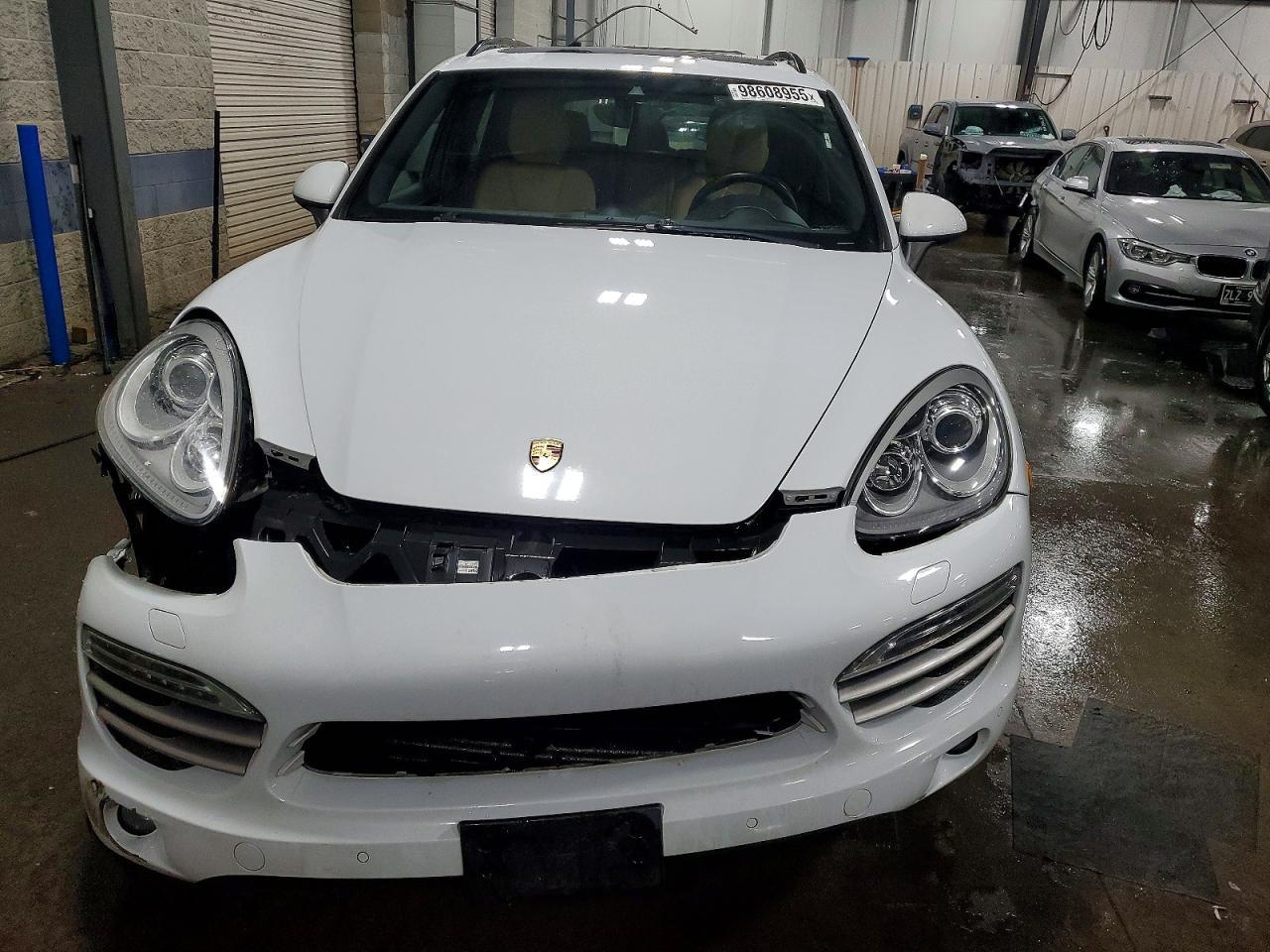 2014 Porsche Cayenne