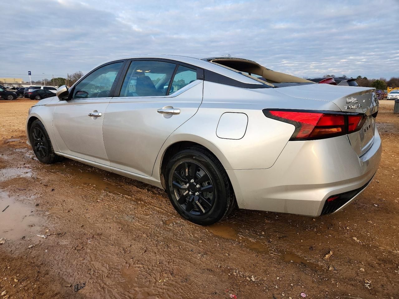 2020 Nissan Altima s