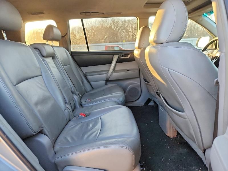 2011 Toyota Highlander Base