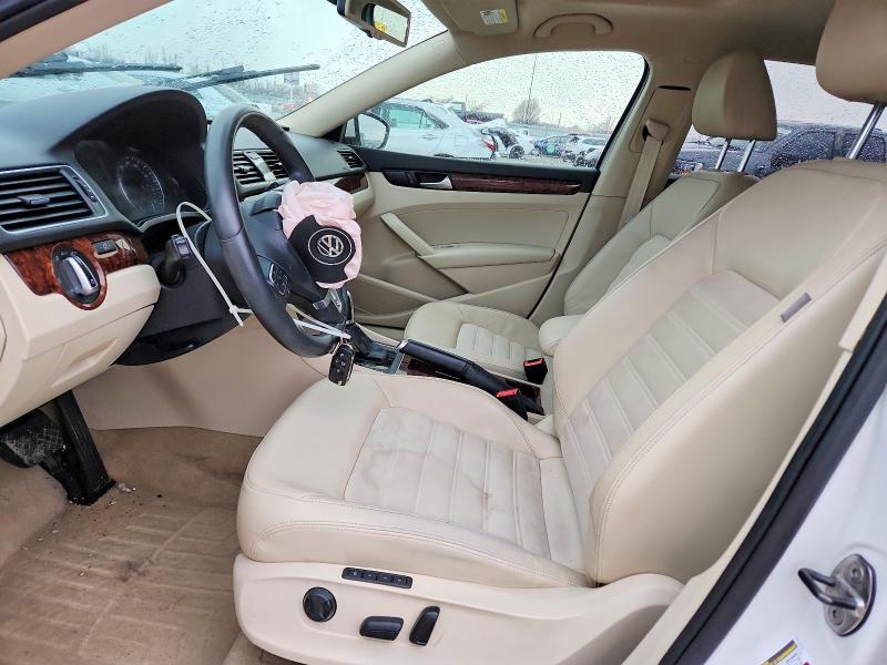 2012 Volkswagen Passat sel