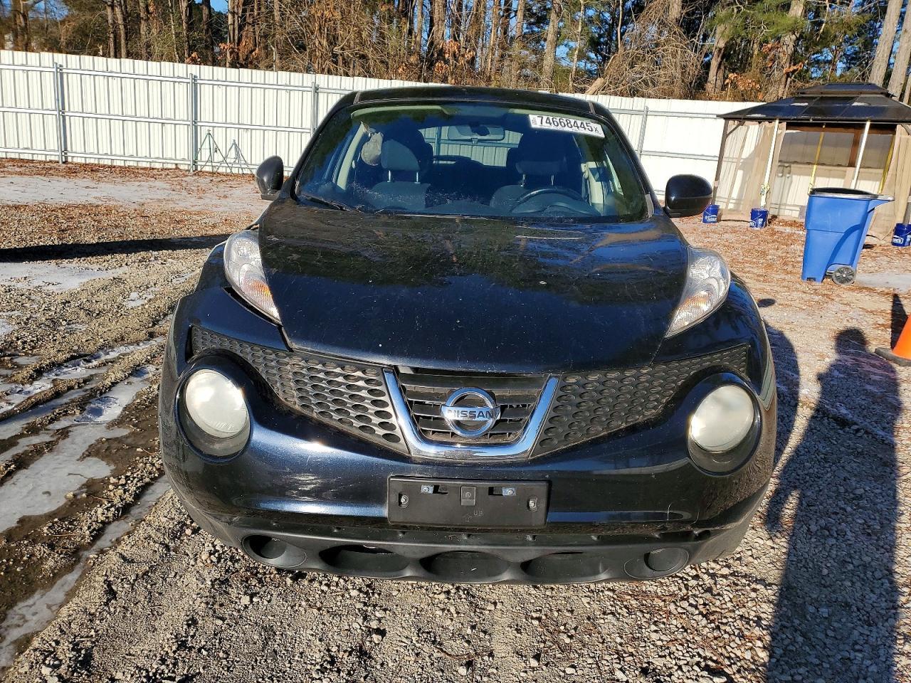 2014 Nissan Juke sv