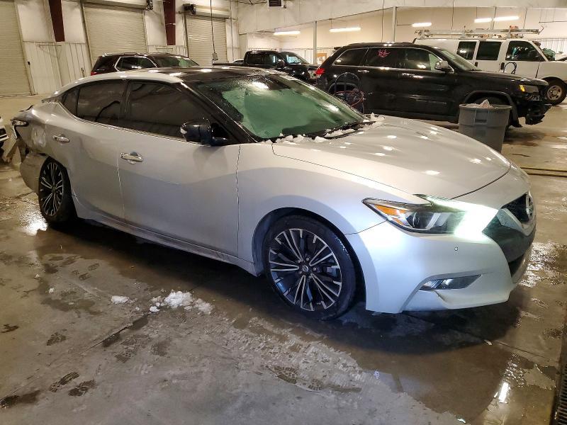 2017 Niss Maxima Platinum