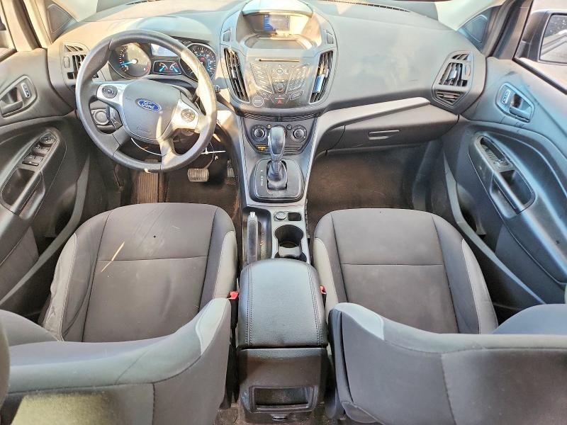 2015 Ford Escape s