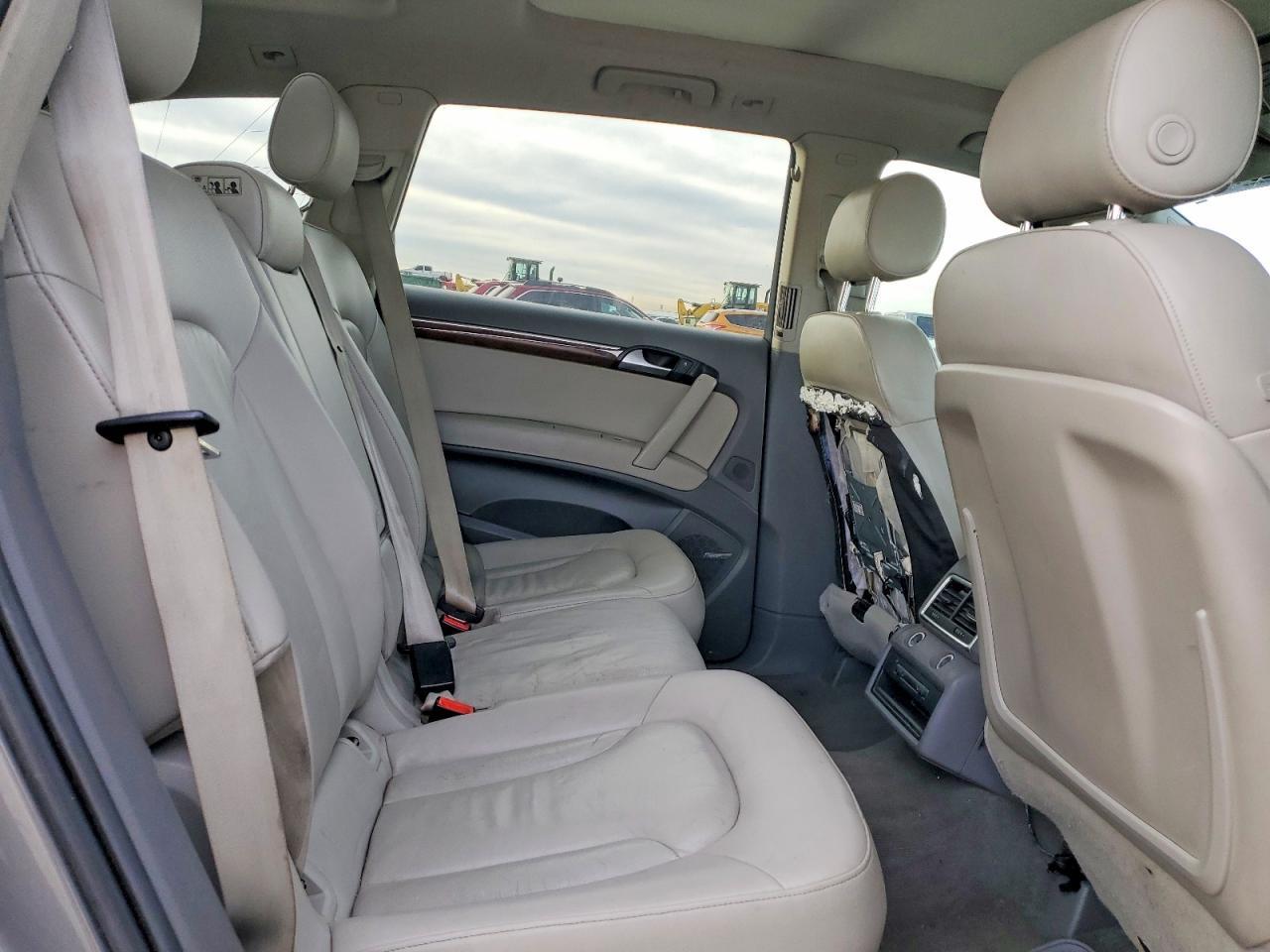 2011 Audi Q7 Premium Plus