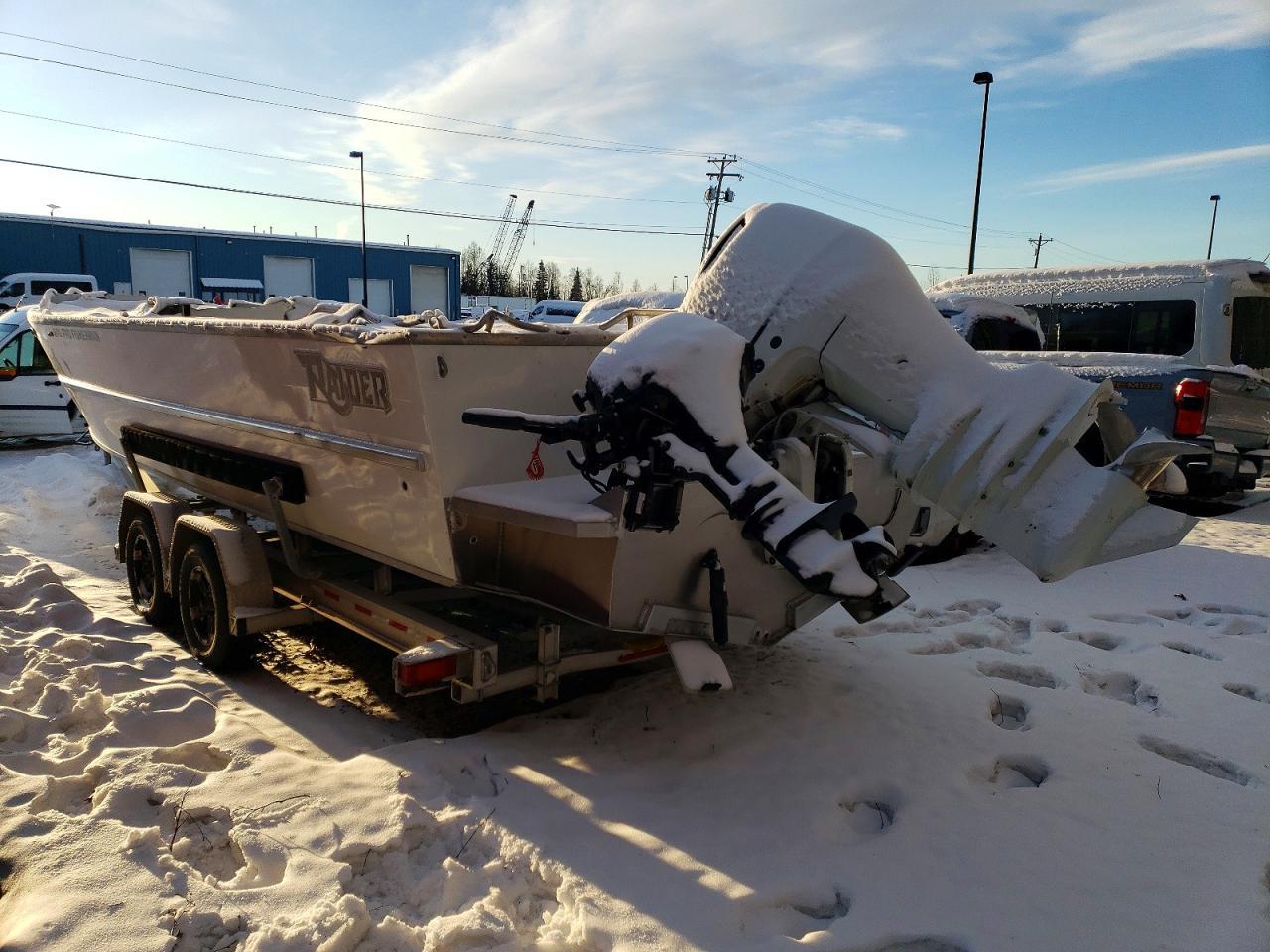 2023 Raid ER Boat PRO Fisherman