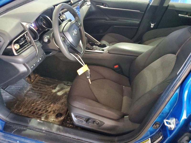 2020 Toyota Camry le