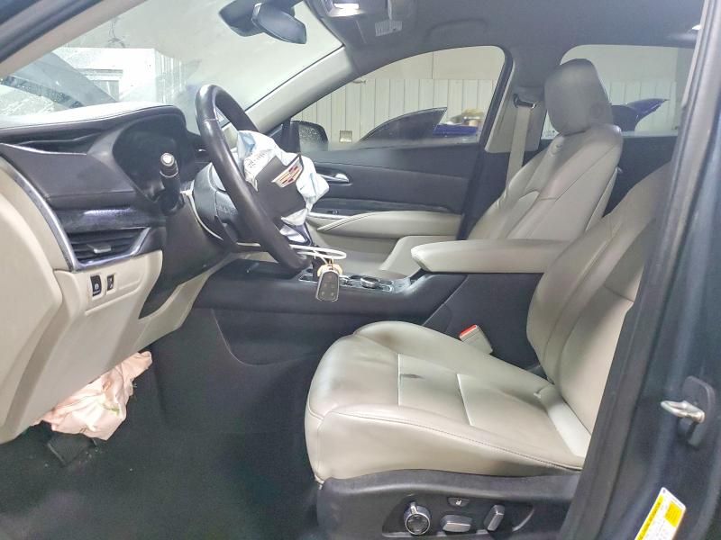 2021 Cadillac XT4 Premium Luxury