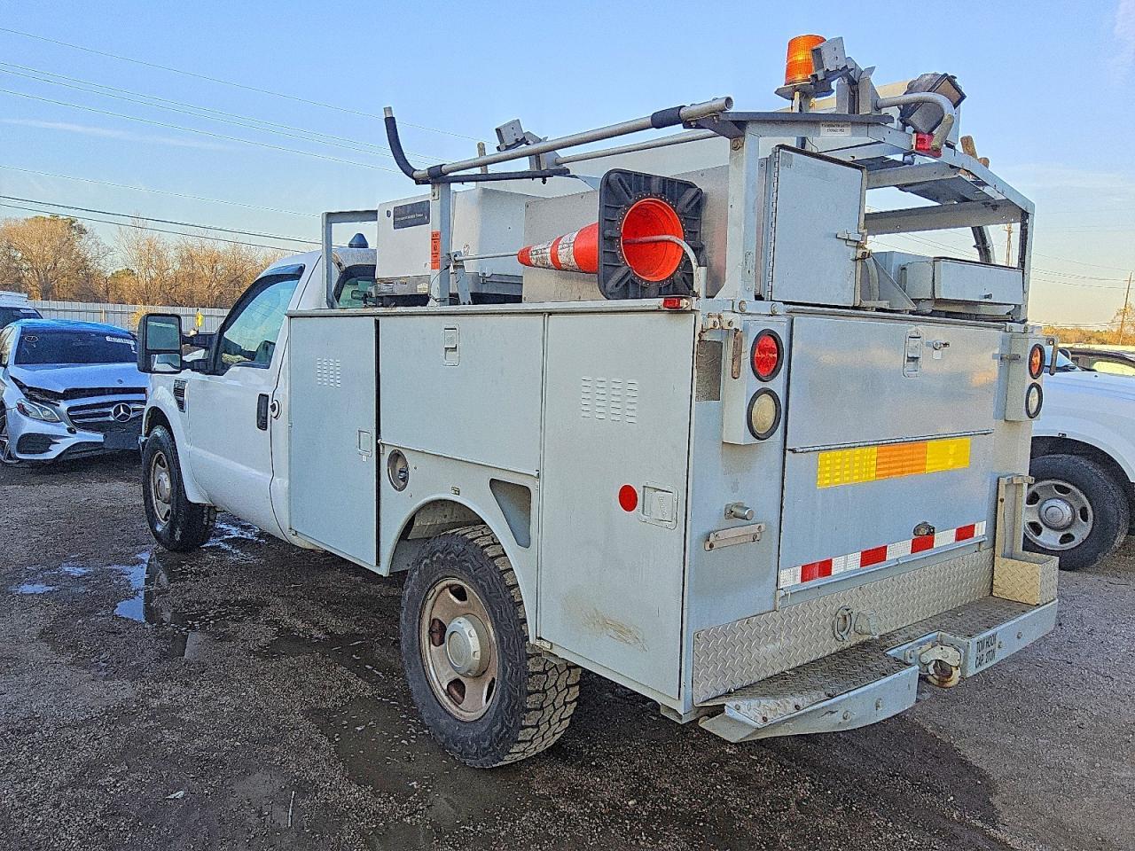 2008 Ford F350 SRW Super Duty Utility / Service Truck