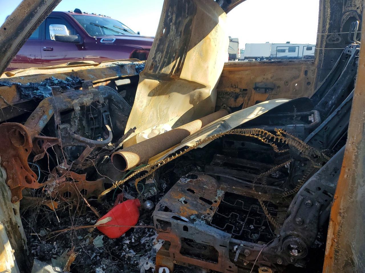 2007 Chevrolet Silverado Flatbed Truck