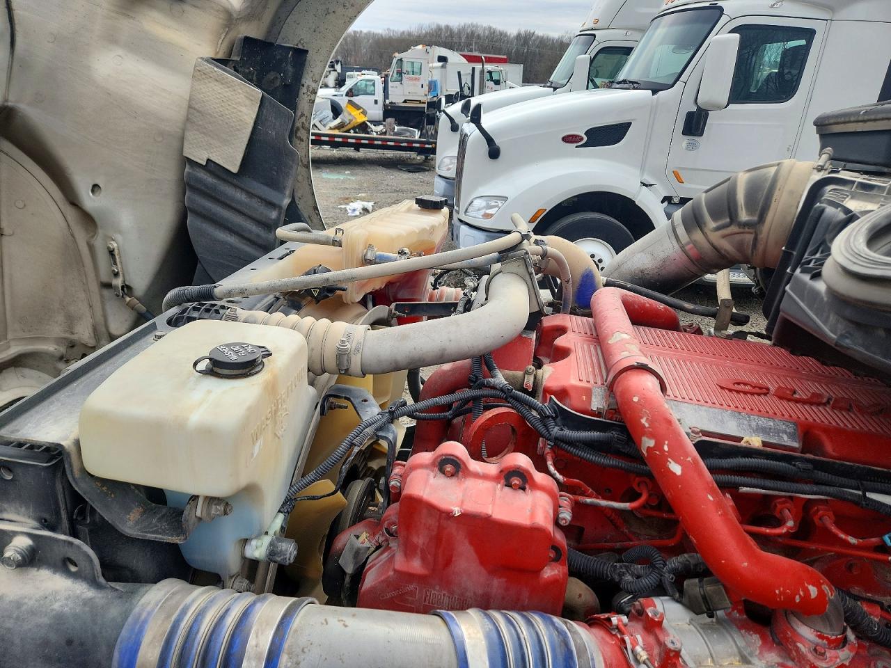 2016 Kenworth Construction T680
