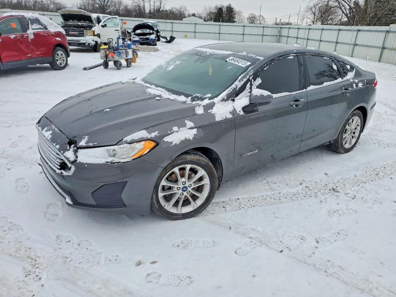 2019 Ford Fusion se
