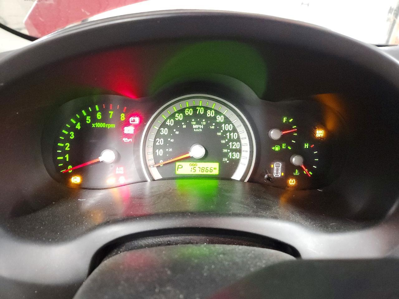 2008 Hyundai Entourage gls