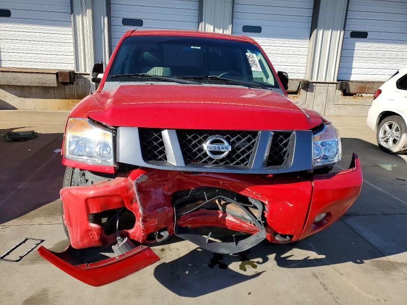 2012 Nissan Titan s