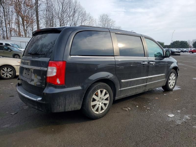 2015 Chrysler Town & Country Touring