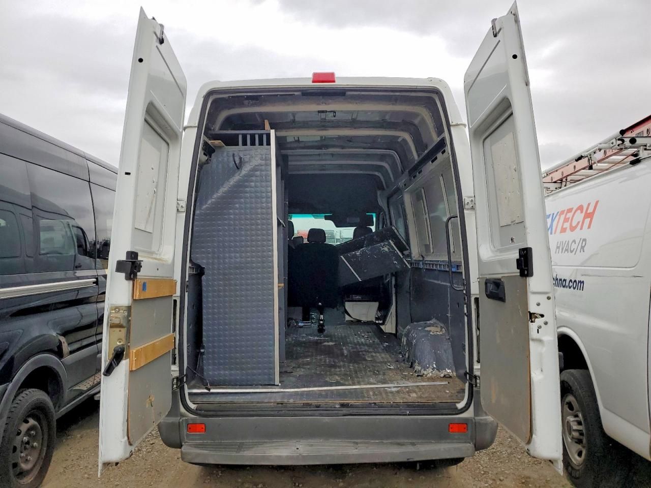 2006 Mercedes-Benz 2006 Mercedes Benz Sprinter 2500 Delivery van