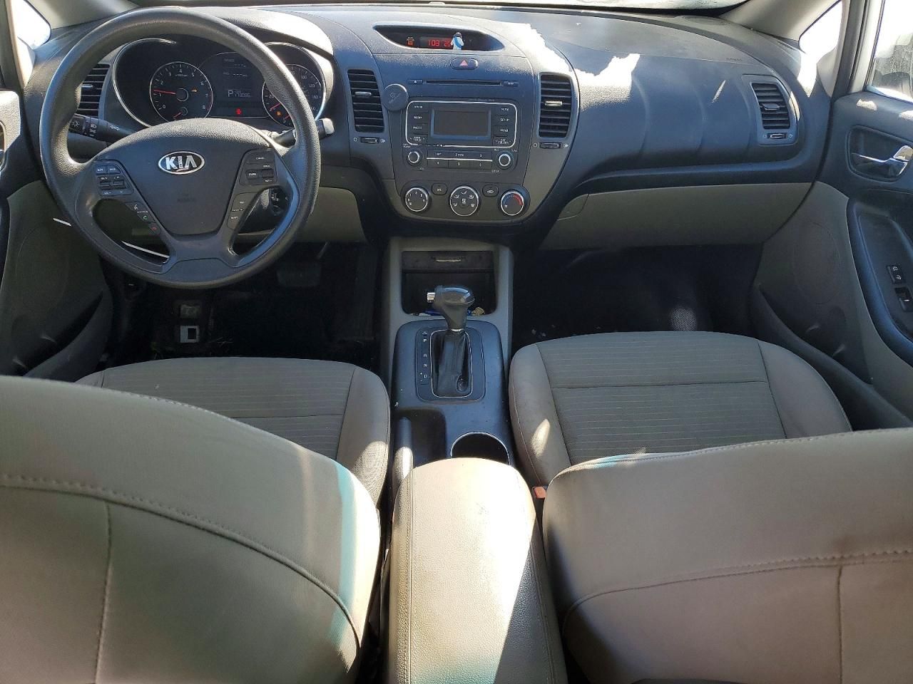 2015 KIA Forte lx
