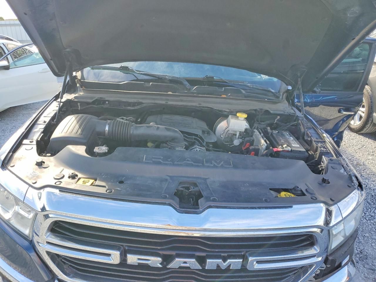 2020 Dodge Ram 1500 big Horn/lone Star