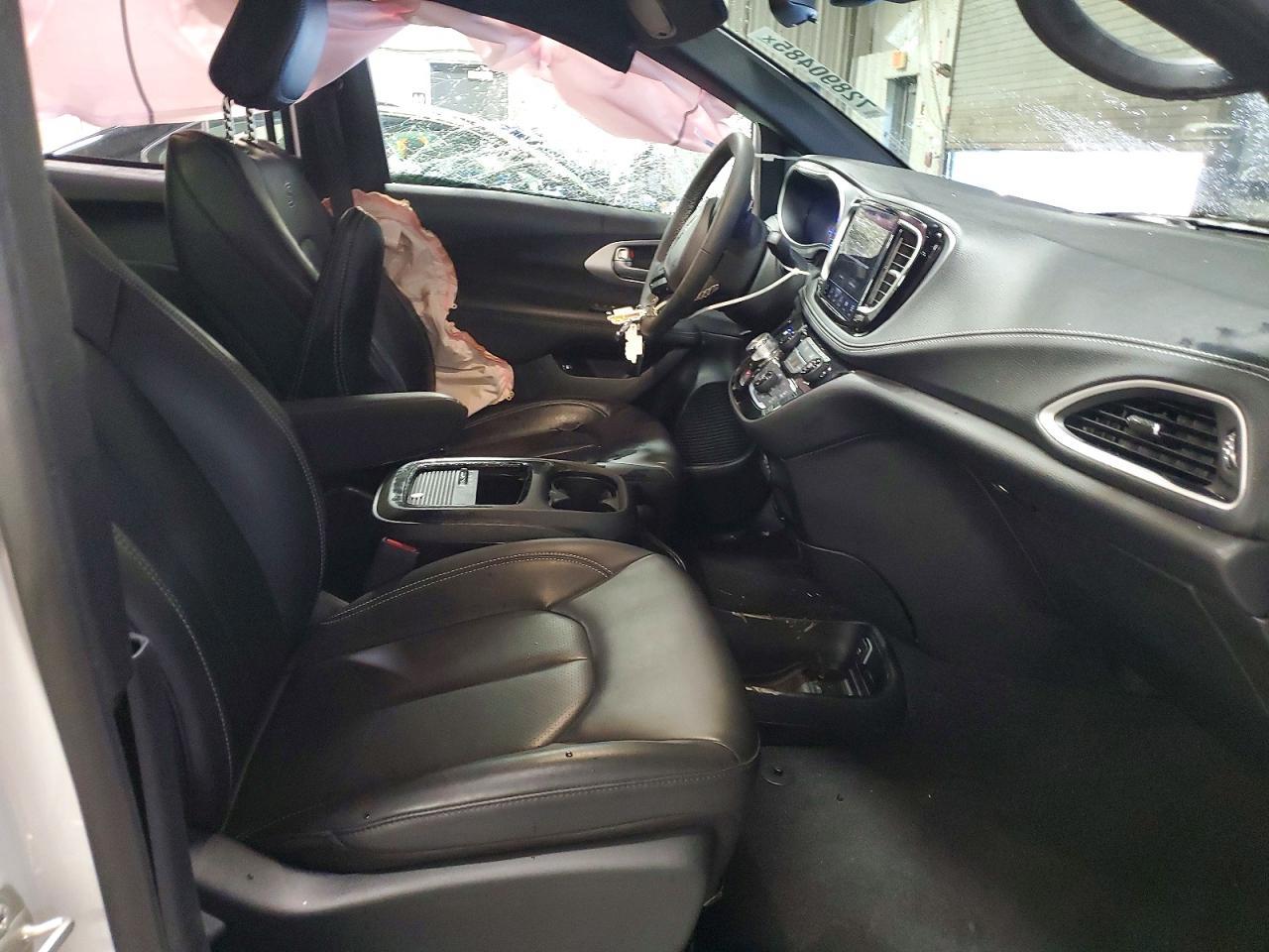 2023 Chrysler Pacifica Hybrid Touring l