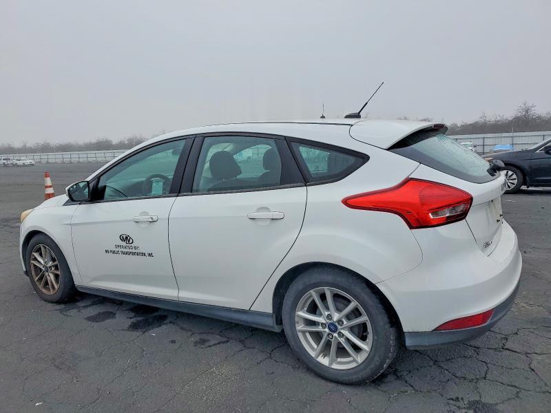2016 Ford Focus se