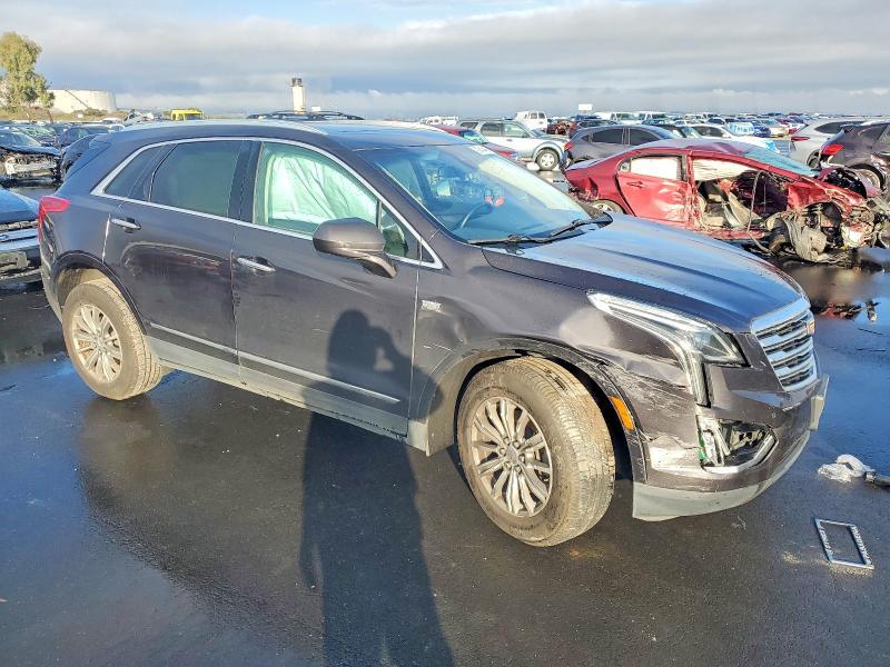 2017 Cadillac XT5 Luxury