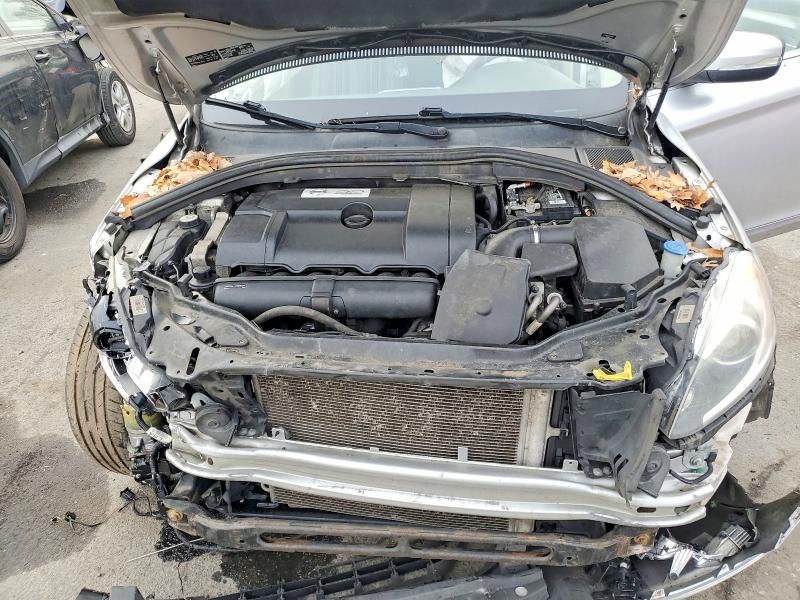 2015 Volvo Xc60 3.2 Premier